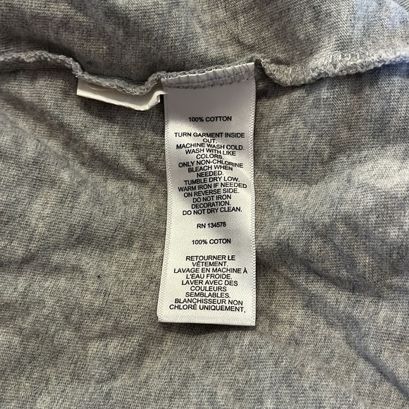 Vineyard Vines Kids Christmas Pajama Set - Picture 8 of 9